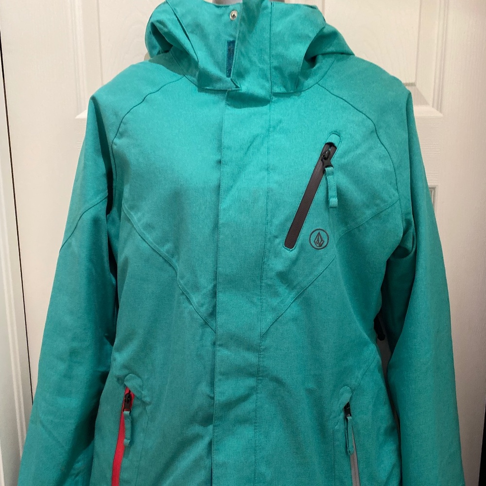 Medium Women’s Volcom winter jacket